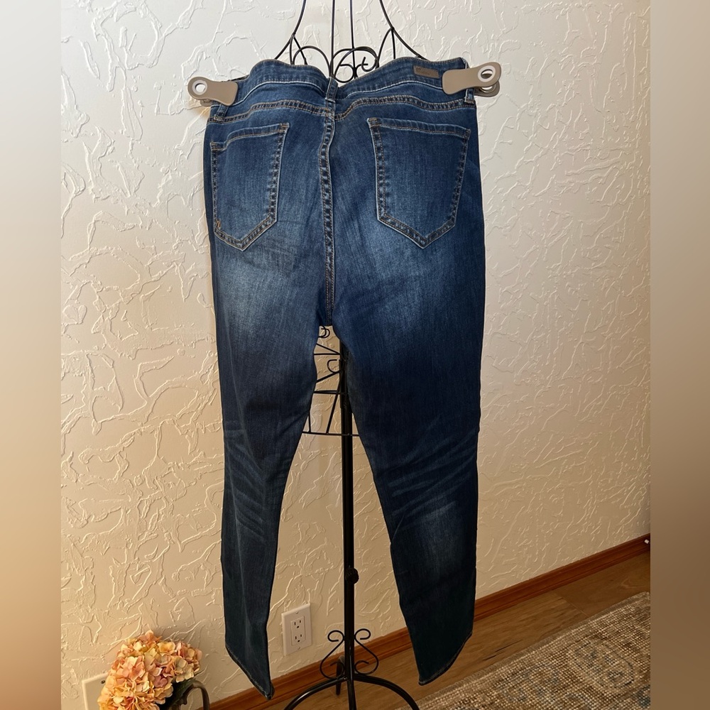 Kut from the Kloth Slouchy Boyfriend Jeans - Picture 4 of 13